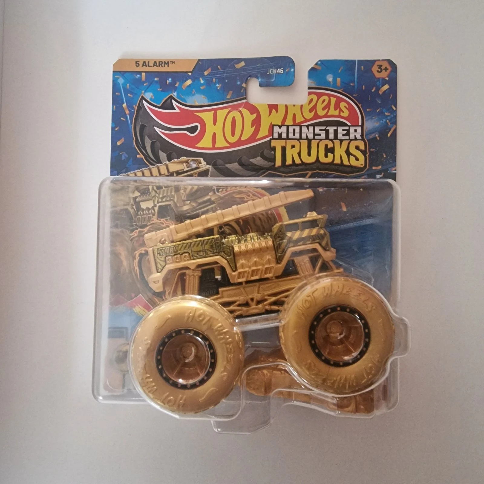 Hot Wheels Monter Truck 5 Alarm Dourado